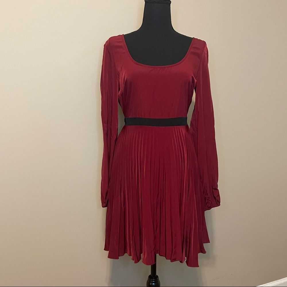 Beautiful Dark Red Pleated Cocktail Dress - Picture 2 of 9
